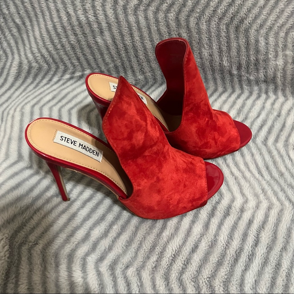 Steve Madden Sinful Red